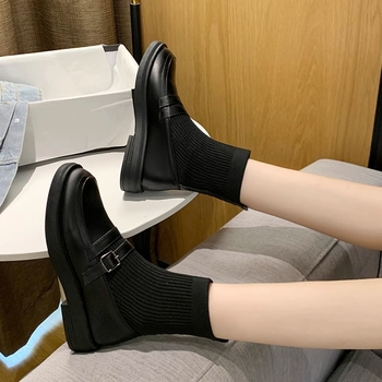 Ženske Martin čizme - umjetni PU gornji dio, gumena potplata, okrugli vrh, srednje visok debeli potpetica 3–5 cm, nizak obod čizme