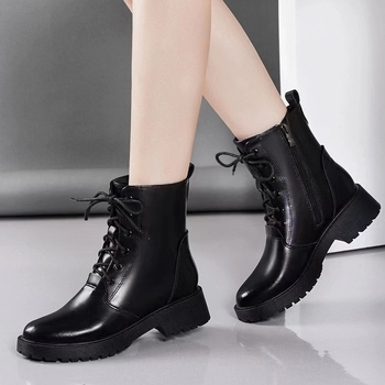 Ženske Martin čizme - gornji dio PU, gumena potplata, okrugli vrh, srednja peta 3-5 cm, niski šaft