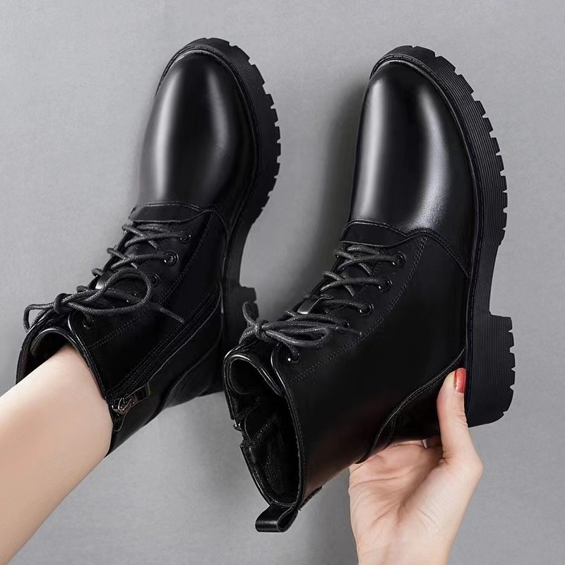 Ženske Martin čizme - gornji dio PU, gumena potplata, okrugli vrh, srednja peta 3-5 cm, niski šaft