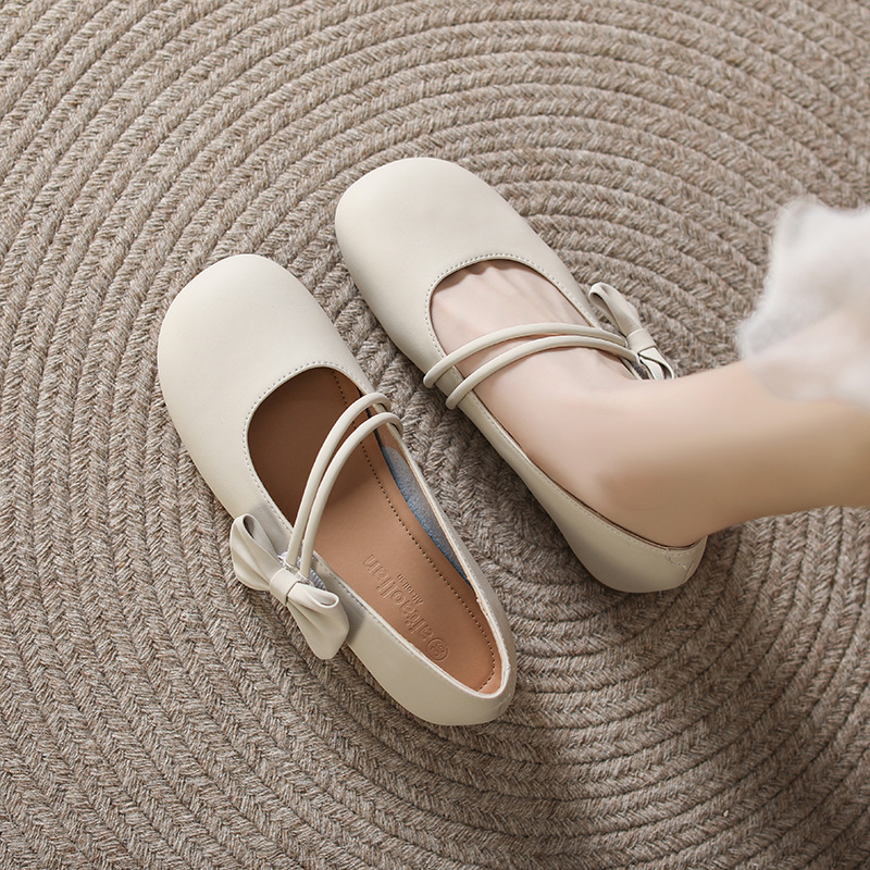 Pantofi Bean Shoes femei (Gură rotundă; Exterior: microfibră; Talpă interioară: piele artificială; Toc mic 1–3 cm; Talpă: cauciuc)