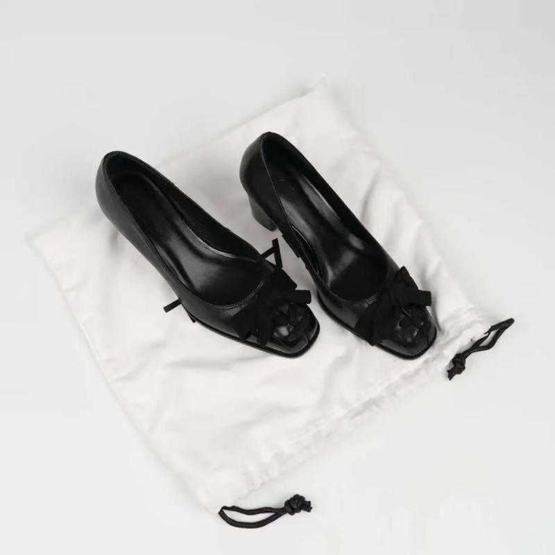 Mary Jane cipele - okrugli vrh, 6-8 cm debeli pet, gornji dio od super vlakana