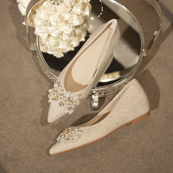 Ženske ploske cipele s oštrim nosom i niskom petom 1-3 cm, gornji dio od Super Fiber, gumena potplata, ulošak od Super Fiber