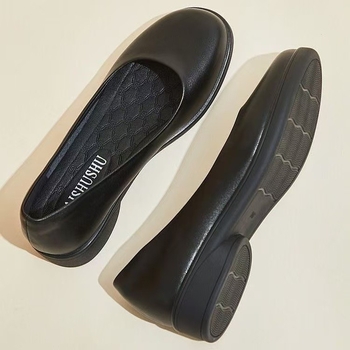 Pantofi damă fără toc, cu vârf rotund și talpă groasă — partea superioară: super fiber, talpă din cauciuc