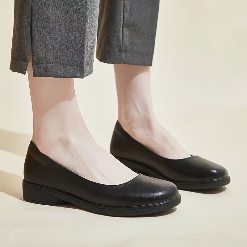 Pantofi damă fără toc, cu vârf rotund și talpă groasă — partea superioară: super fiber, talpă din cauciuc