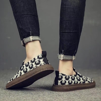Muške slip-on platnene tenisice, prozračna mreža unutarnost, PU uložak, gumena potplat, oštar vrh