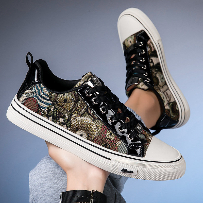 Skate tenisice (okrugli vrh; gornji dio od kože krave + mreža; gumeni potplat; niski profil; prozračan)