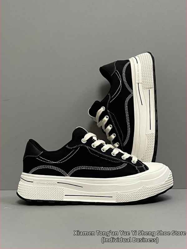 Zemas kedas ar biezu gumijas zoli, ar šņorēm, elpojošs iekšējais materiāls no sieta