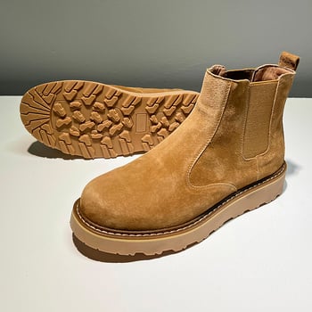Martin čizme, gornji dio od svinjske kože, gumeni potplat, srednji peta 3–5 cm, retro stil