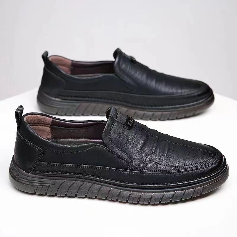 Loafers (gornji dio od dvostruke teleće kože; gumeni potplat; PU ulošak; niski pet 1-3 cm; prozračni)