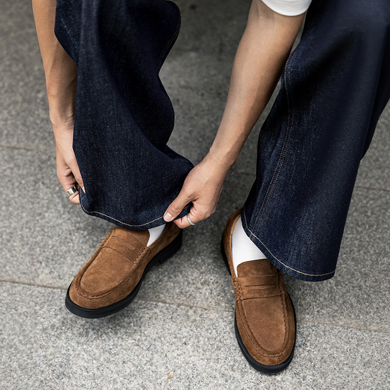 Muške mokasine slip-on, dvostruko slojena teleća koža na gornjoj strani, tele split koža, okrugli vrh, niski potpetica, za jesen