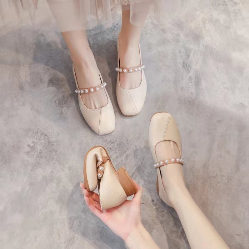 Pantofi satinati, vârf drept, model craniu, toc gros 4–6 cm, toamnă