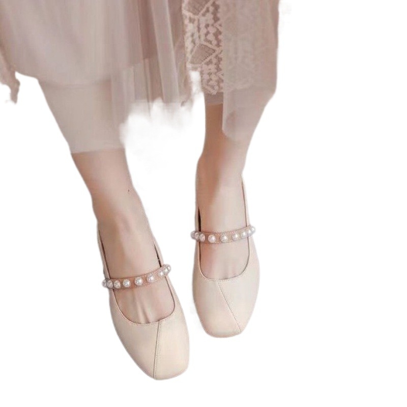 Pantofi satinati, vârf drept, model craniu, toc gros 4–6 cm, toamnă