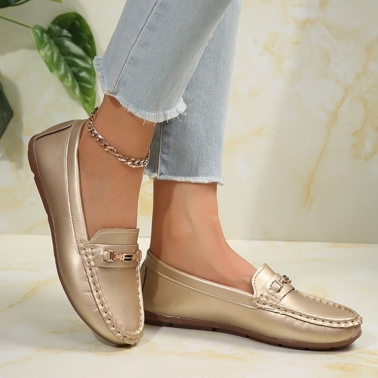 Lazy shoes s PU gornjim dijelom, zaobljeni vrh, niski gornji dio, gumena potplata, kopča Kick