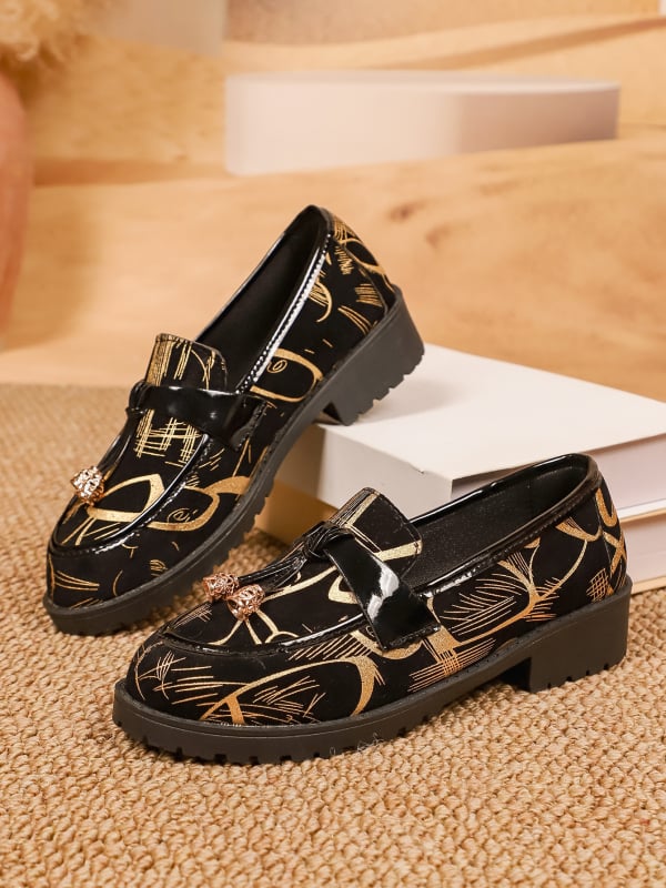 Loafers u korejskom stilu – zaobljeni nos, PU gornji dio, debeli gumeni đon, 3–5 cm visina potplata, unisex