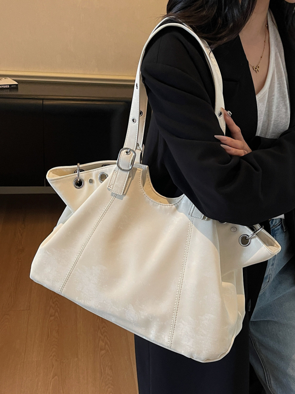 Crossbody torba PU, horizontalnog kvadratnog oblika, otvaranje zatvaračem, unutarnji džep sa zatvaračem, podstava od poliestera (PU; horizontalnog kvadratnog oblika; otvaranje zatvaračem; unutarnji džep sa zatvaračem; podstava od poliestera)