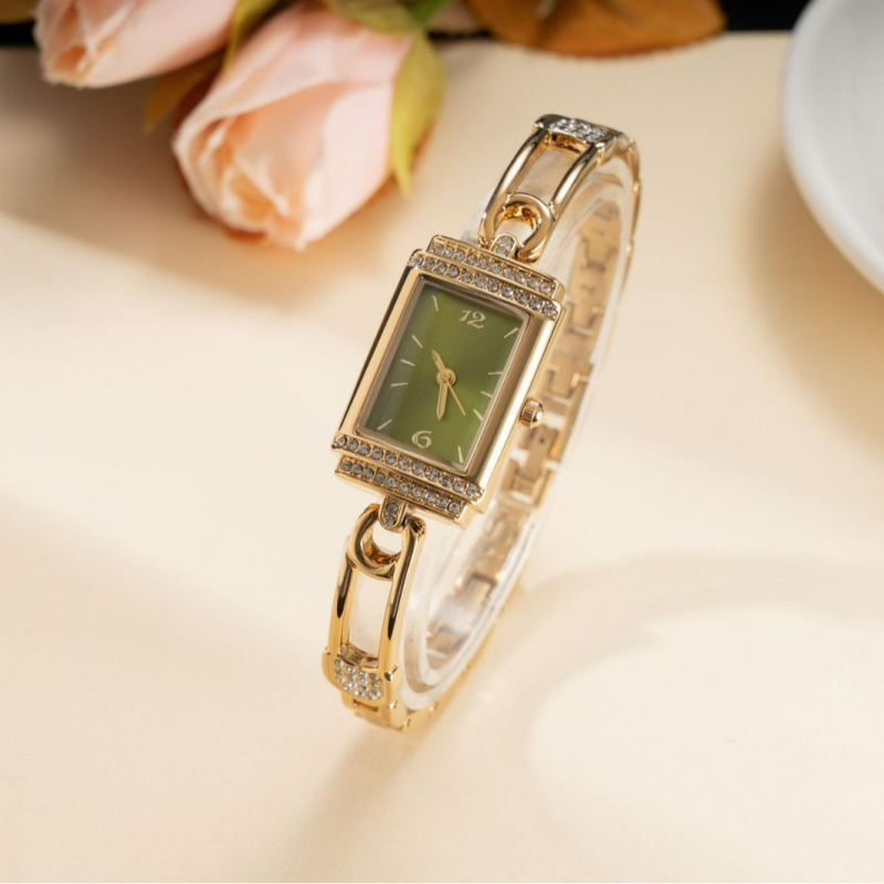 Ceas feminin quartz, cadran pătrat, carcasă și curea din aliaj, coroană plată conică