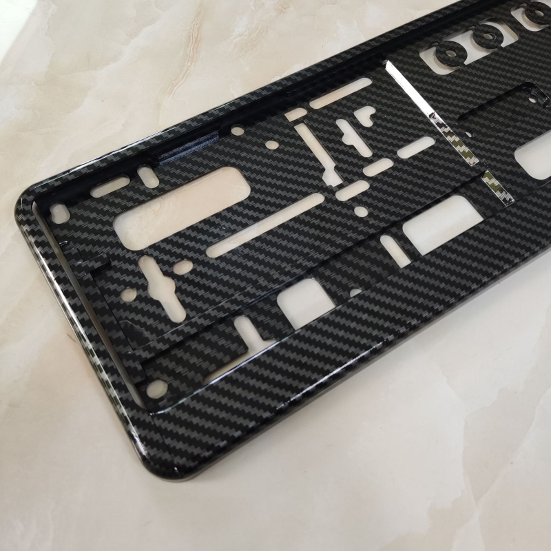 Европейски държач за регистрационен номер, пластмасов, модел 017 carbon fiber, за камиони, персонализируем
