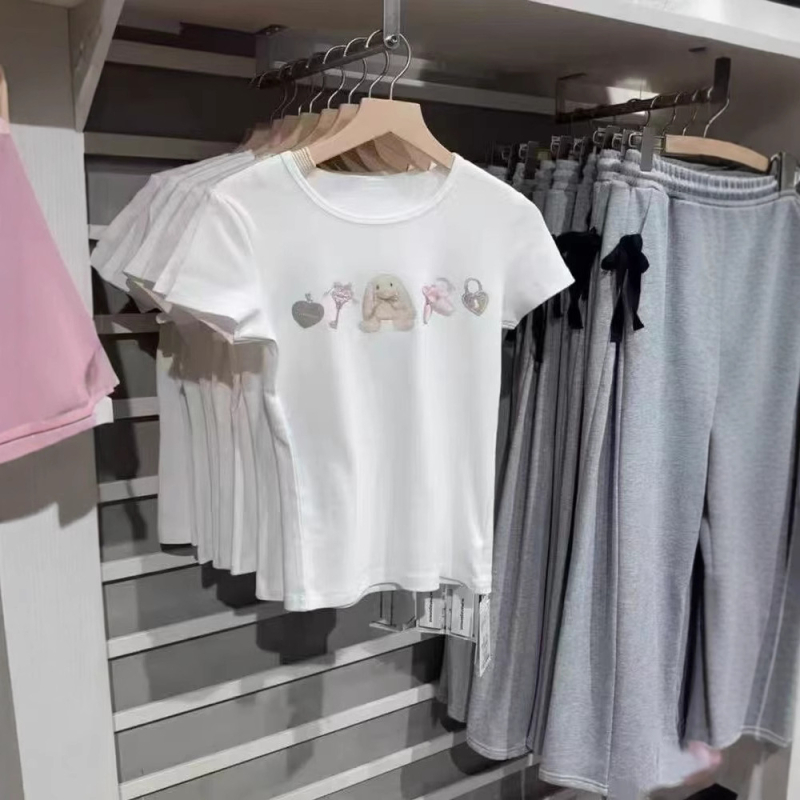 Ženska majica s printom balerina djevojka zeko, okrugli izrez, kratki rukavi, 50–70% pamuka, ljeto 2025
