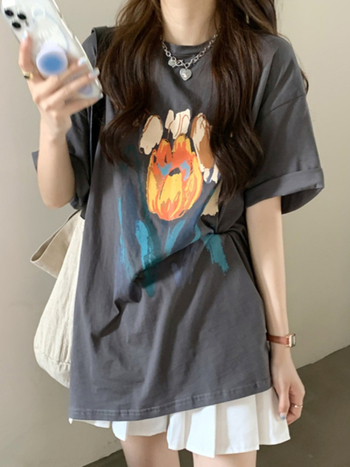 Oversize siva majica s tulipan tiskom, kratki rukavi, srednja duljina, okrugli vrat, ljetni Harajuku stil