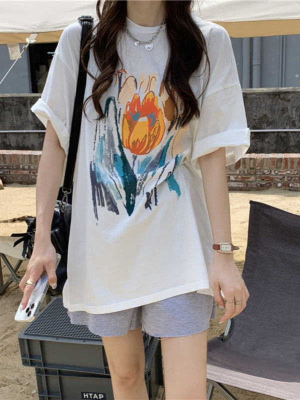 Oversize siva majica s tulipan tiskom, kratki rukavi, srednja duljina, okrugli vrat, ljetni Harajuku stil