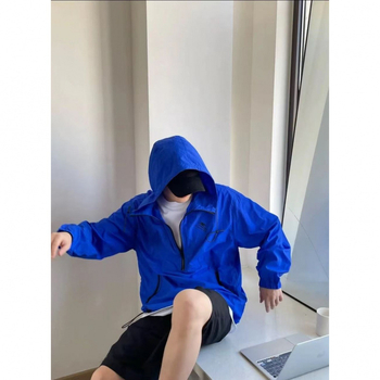 Ανδρικό ελαφρύ μπουφάν με κουκούλα και φερμουάρ, φαρδιά γραμμή, γεωμετρικό σχέδιο, πολυεστερική μείξη, για το καλοκαίρι