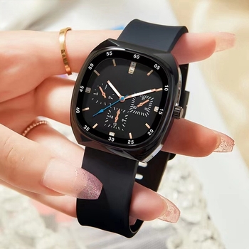 Ceas de damă cu cadran mare, mișcare cuarț, coroană spirală, sticlă minerală întărită, carcasă din aliaj