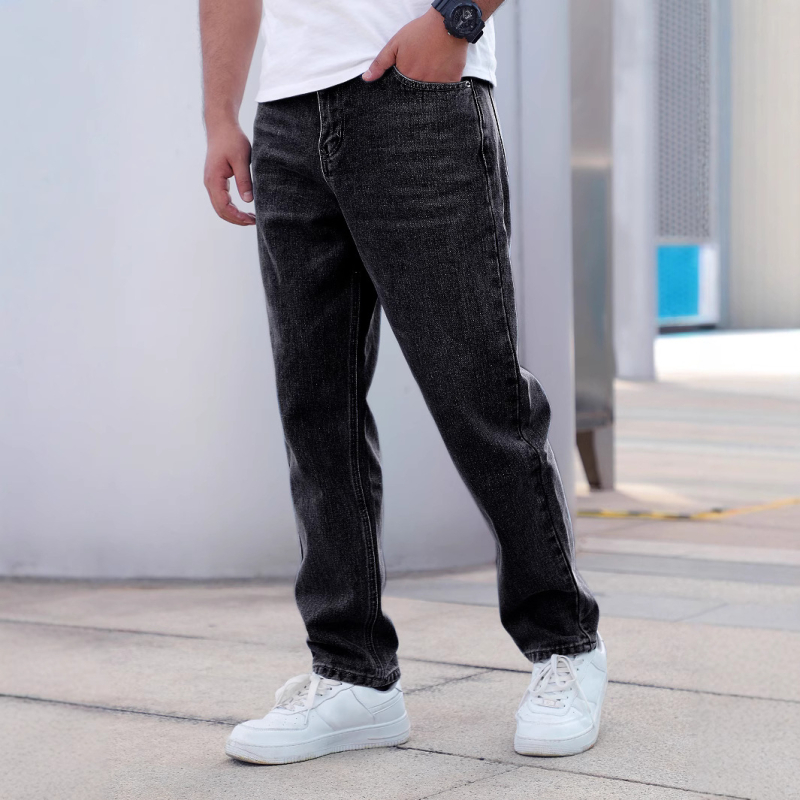Pánske džínsy rovného strihu, stredná výška pásu, bavlnený denim, kamenné pranie, voľnočasové nosenie pre všetky ročné obdobia.