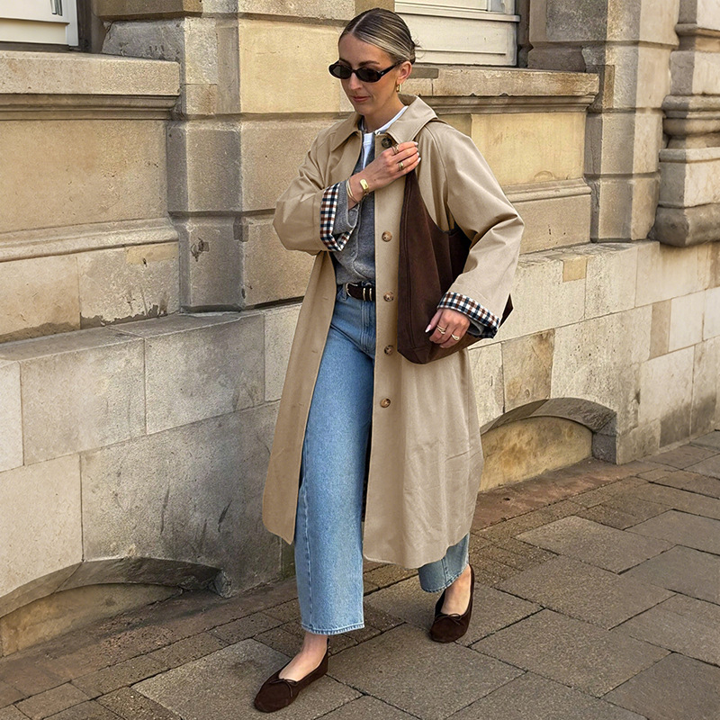 Geacă lungă de damă cu carouri, rever, din poliester twill