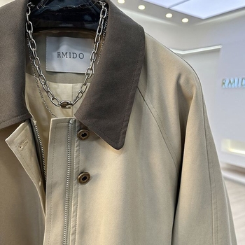Ženski windbreaker – korejskog stila s kontrastnim ovratnikom, kopčom, Chenille s 30-50% elastana, proljeće 2025, stil kraljičine sestre