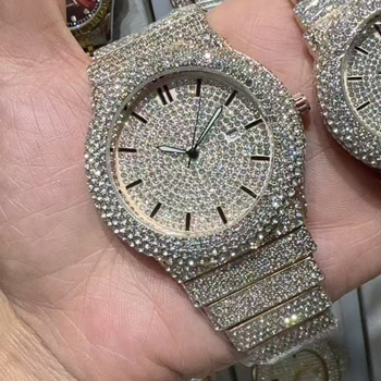 Ceas fără logo, accente diamantate, cadran pătrat, închizătoare tip fluture, mișcare quartz