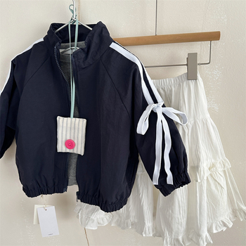 Dječja jakna u K-stilu s mašnom i trakom, jednofarbna, jesen 2024, dugi rukavi, stojeći ovratnik, zatvaranje zipom, uzrast 1–3 godine