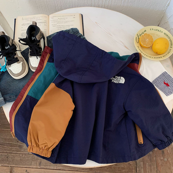 Dječja jakna s uzorkom slova, jednostruko zakopčavanje, 90% pamuk, kratka duljina, dugi rukavi