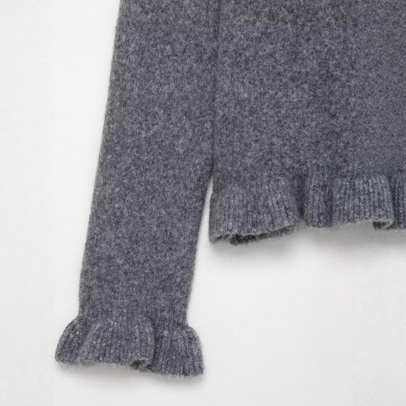Uski pulover s ovratnikom lapel, jednostavni prednji zatvarač, dugi rukavi