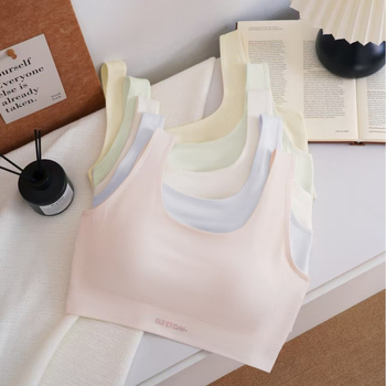 Viskozės be siūlių tube top su keliamomis formuotomis krūties kupromis, pilnais kupolais, plačiomis petnešėlėmis