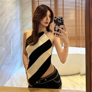 Ženski halter top bez rukava, otvorenih leđa, pamuk, uski kroj, kratka duljina 40-50 cm, proljeće 2025