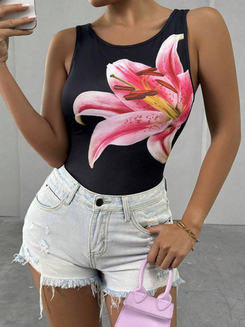 Дамски безръкав топ с флорален принт - къс модел, свободна кройка, полиестер с еластан