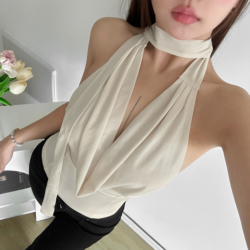 Ženský halter top, úzky strih, ultra krátka dĺžka, jednobarevný polyester