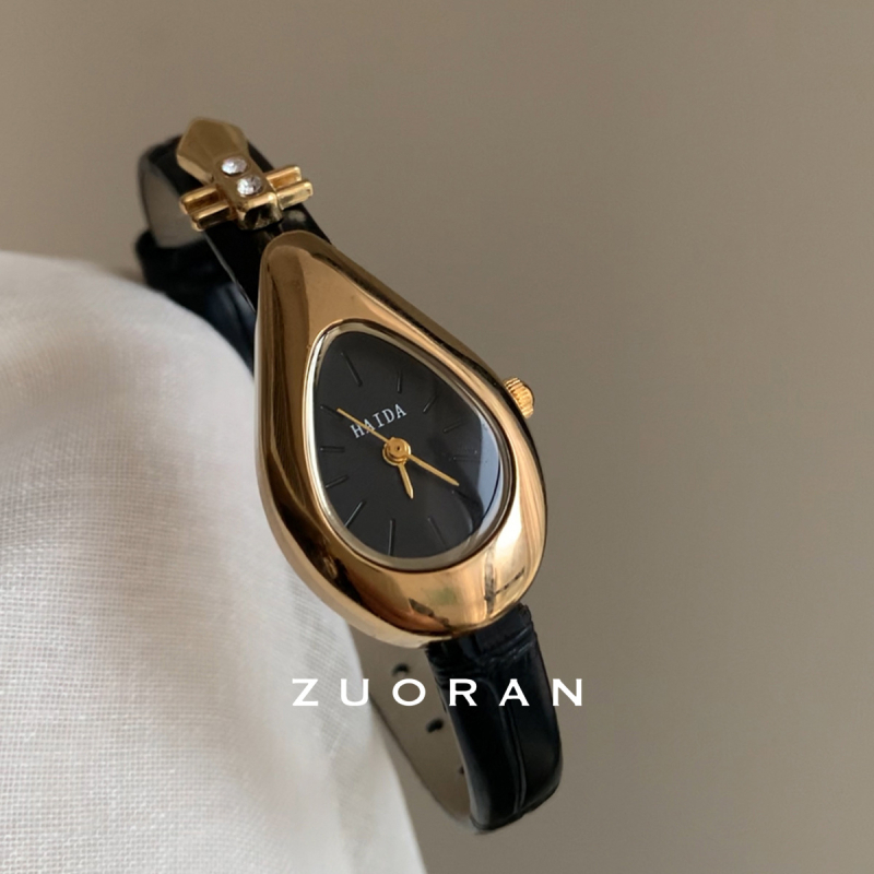 Ceas de damă fashion cu cadran inspirat de Pipa și design în stil național; cuarț (Miyota, Japonia), rezistență la apă 30m, cadran rotund, carcasă din metal, curea din aliaj.