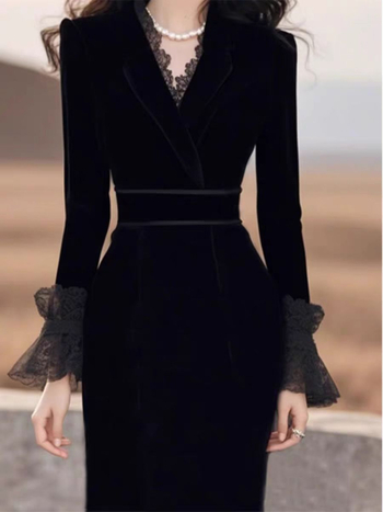 Rochie de catifea cu decolteu în V, mâneci lungi, talie înaltă, lungă fustă, design din bucăți îmbinate – inspirată de Hepburn