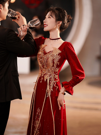 Vjenčana haljina s linijom A, duboki V-dekolte, rukav 3/4, srednji struk, acetatna tkanina