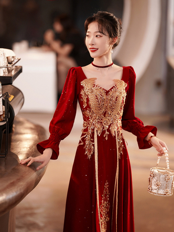 Vjenčana haljina s linijom A, duboki V-dekolte, rukav 3/4, srednji struk, acetatna tkanina