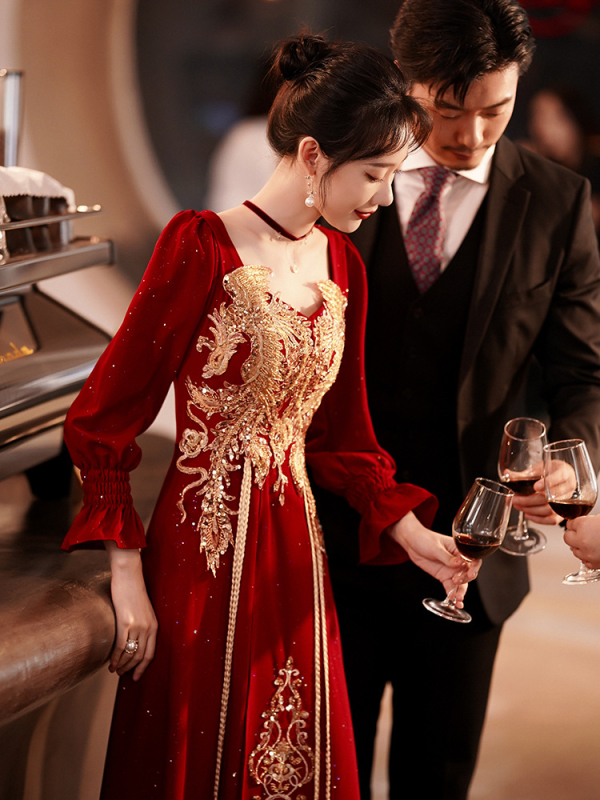 Vjenčana haljina s linijom A, duboki V-dekolte, rukav 3/4, srednji struk, acetatna tkanina