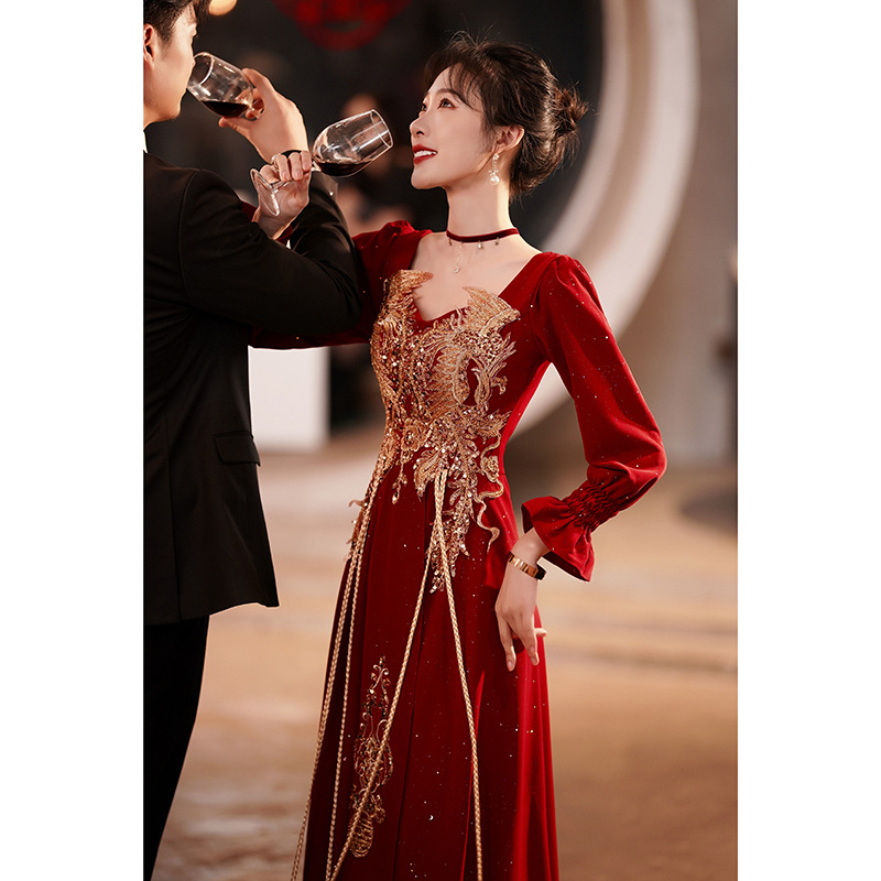 Vjenčana haljina s linijom A, duboki V-dekolte, rukav 3/4, srednji struk, acetatna tkanina