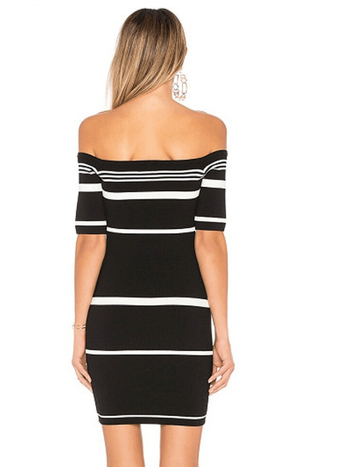 Haljina s jednim ramenom i prugama, tijesnog kroja, visoka elastičnost, zatvarač, duljina 76 cm