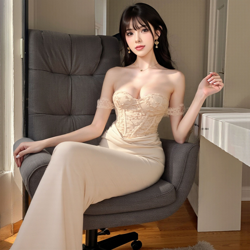 Duga satenska večernja haljina s 3D čipkasti patchworkom, na jedno rame, bez rukava, visok pas, zatvarač