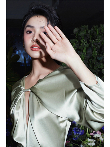 Svadobné šaty A-line, hlboký V výstrih, dlhé rukávy, vysoký pás, zmes polyesteru a elastanu