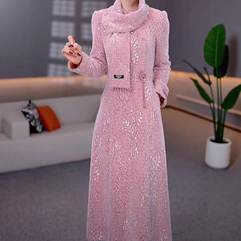 Rochie cu patchwork, croială A-line, lungime midi, guler dublu, mâneci lungi, poliester