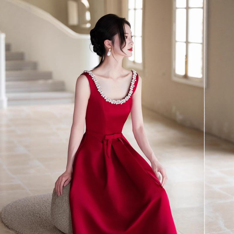Crvena retro vjenčana večernja haljina za zaruke i banket, elegantan Hepburn stil, jednostavan kroj