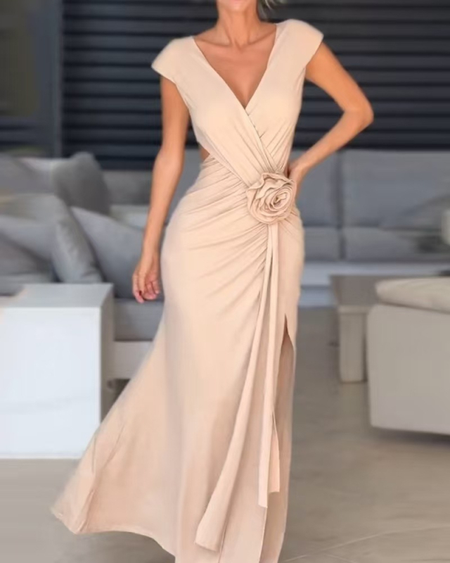 Elegantna haljina s V izrezom, bez rukava, visokim strukom i bočnim prorezom, od poliestera s elastanom