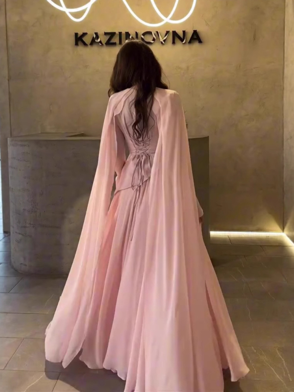 Rochie uni din amestec de bumbac-poliester, mâneci lungi, talie înaltă, fustă lungă (Material: amestec bumbac-poliester; Model: uni; Mâneci: lungi; Talie: înaltă; Lungime: fustă lungă)
